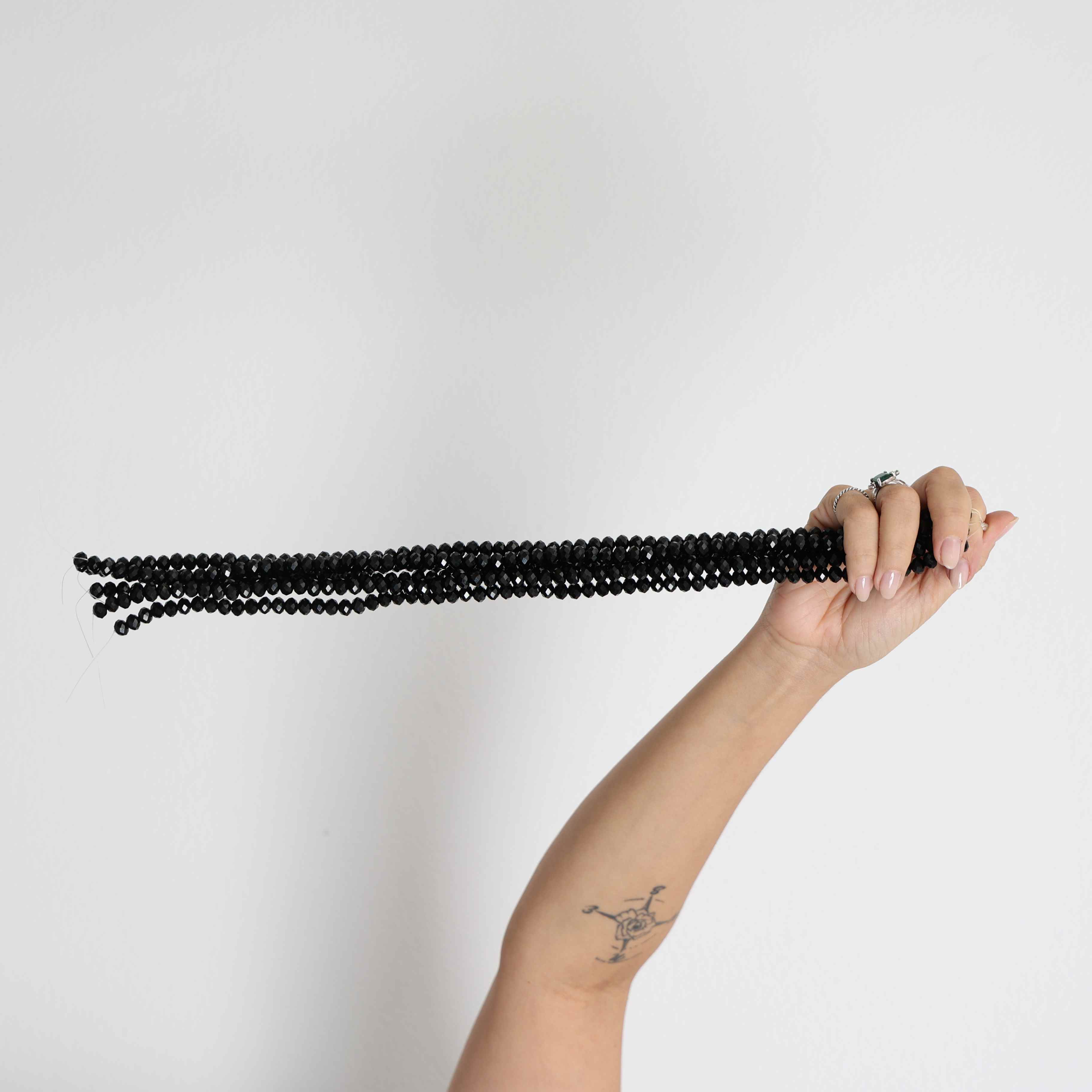 Kit Cristais (5 Fios) Cor:Preto