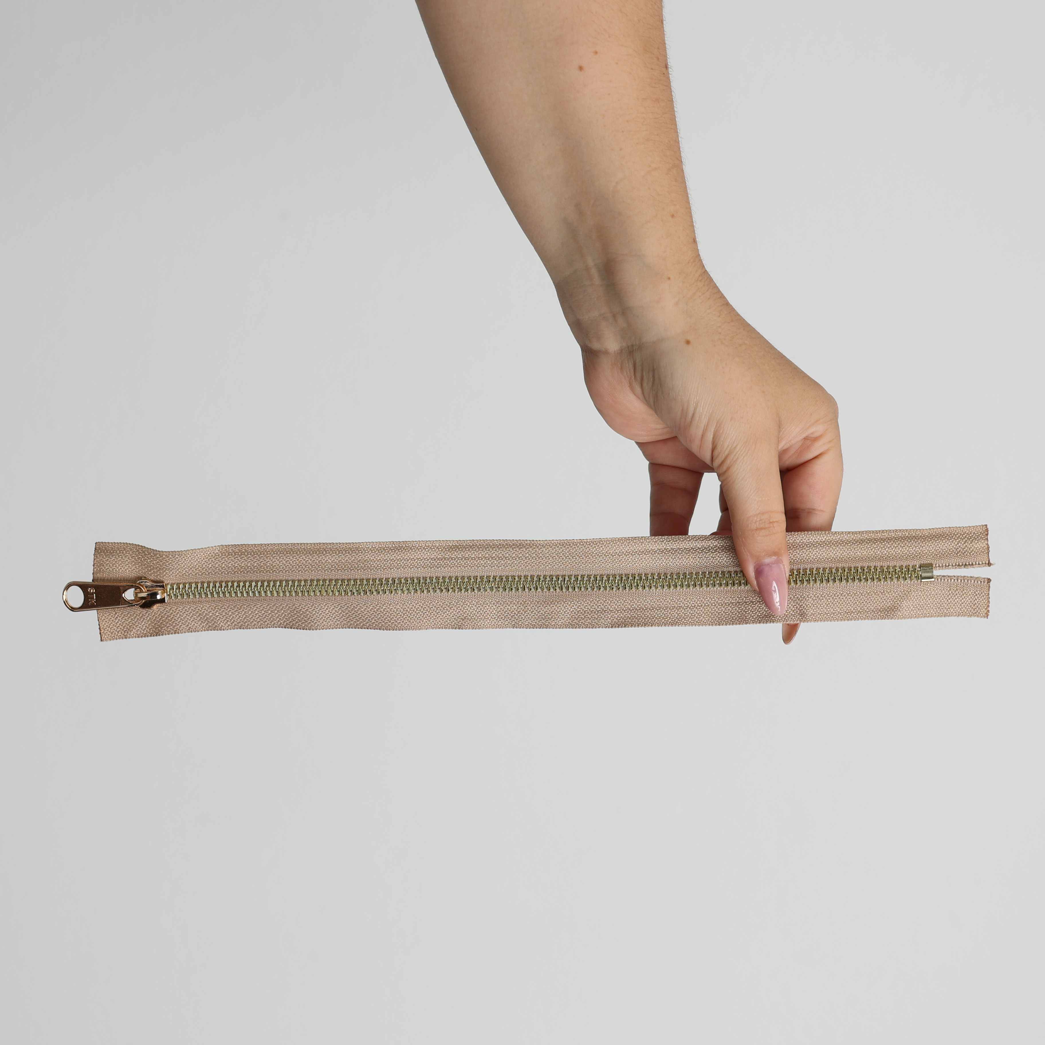 Ziper 30cm Cor:Bege/Ouro