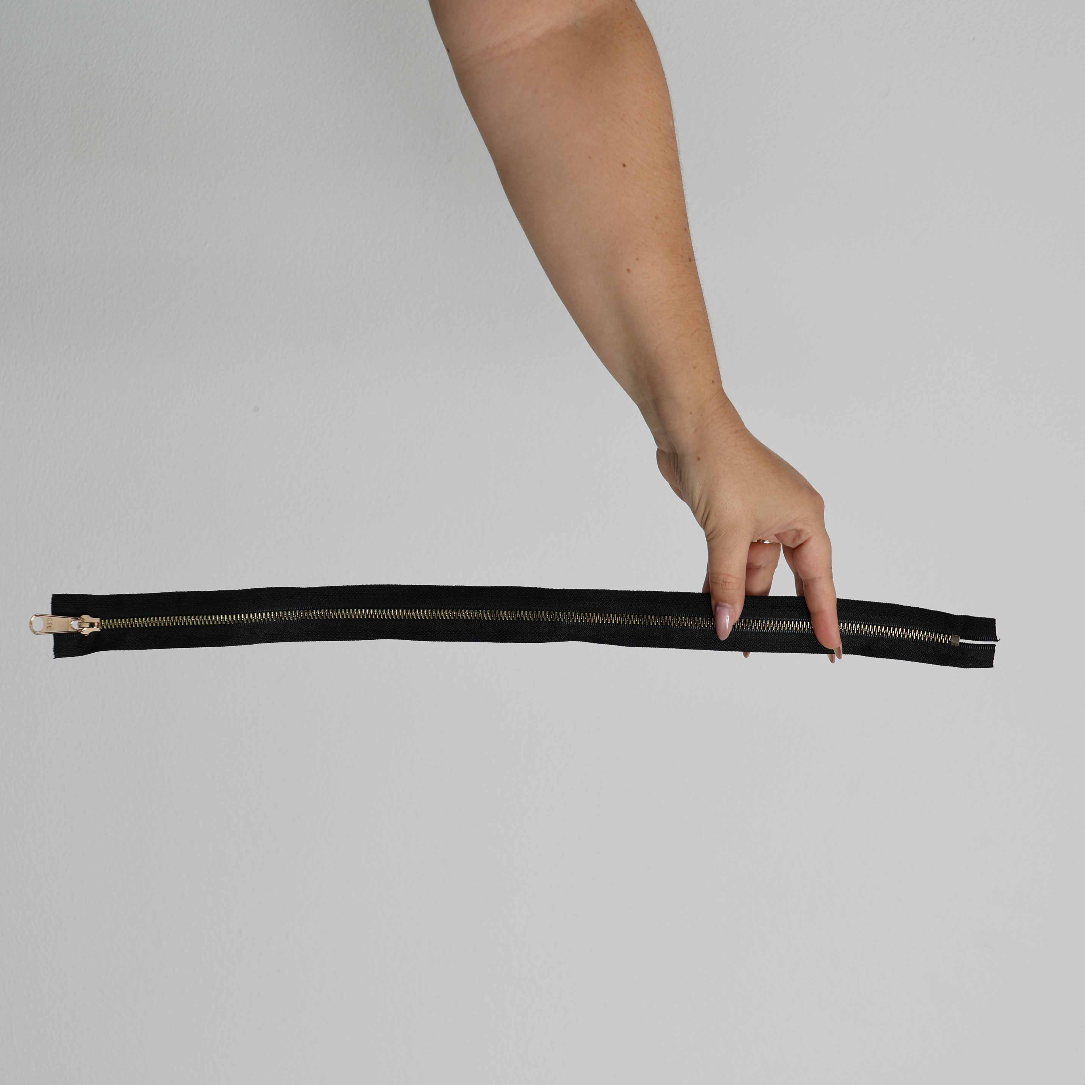 Ziper 50cm Cor:Preto/Ouro
