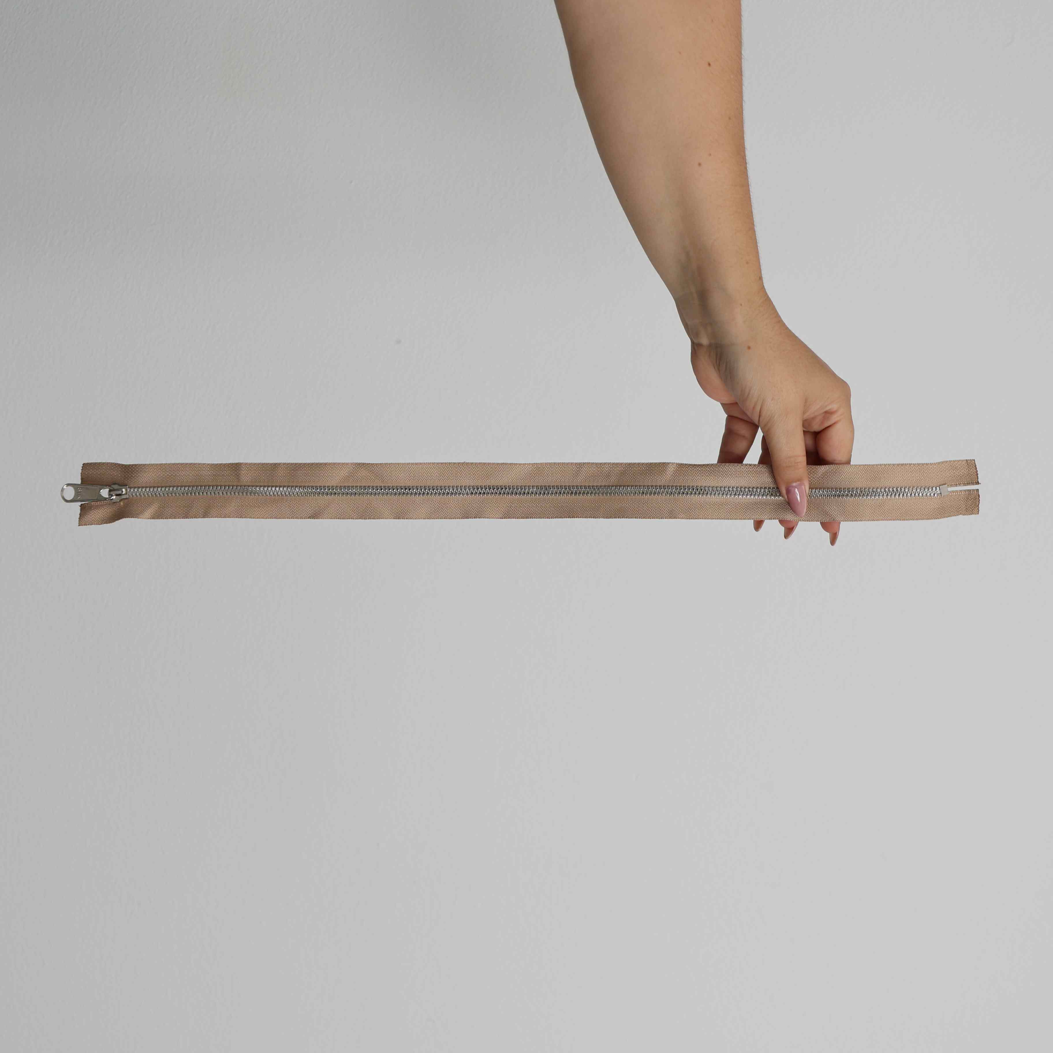 Ziper 50cm Cor:Bege/Prata