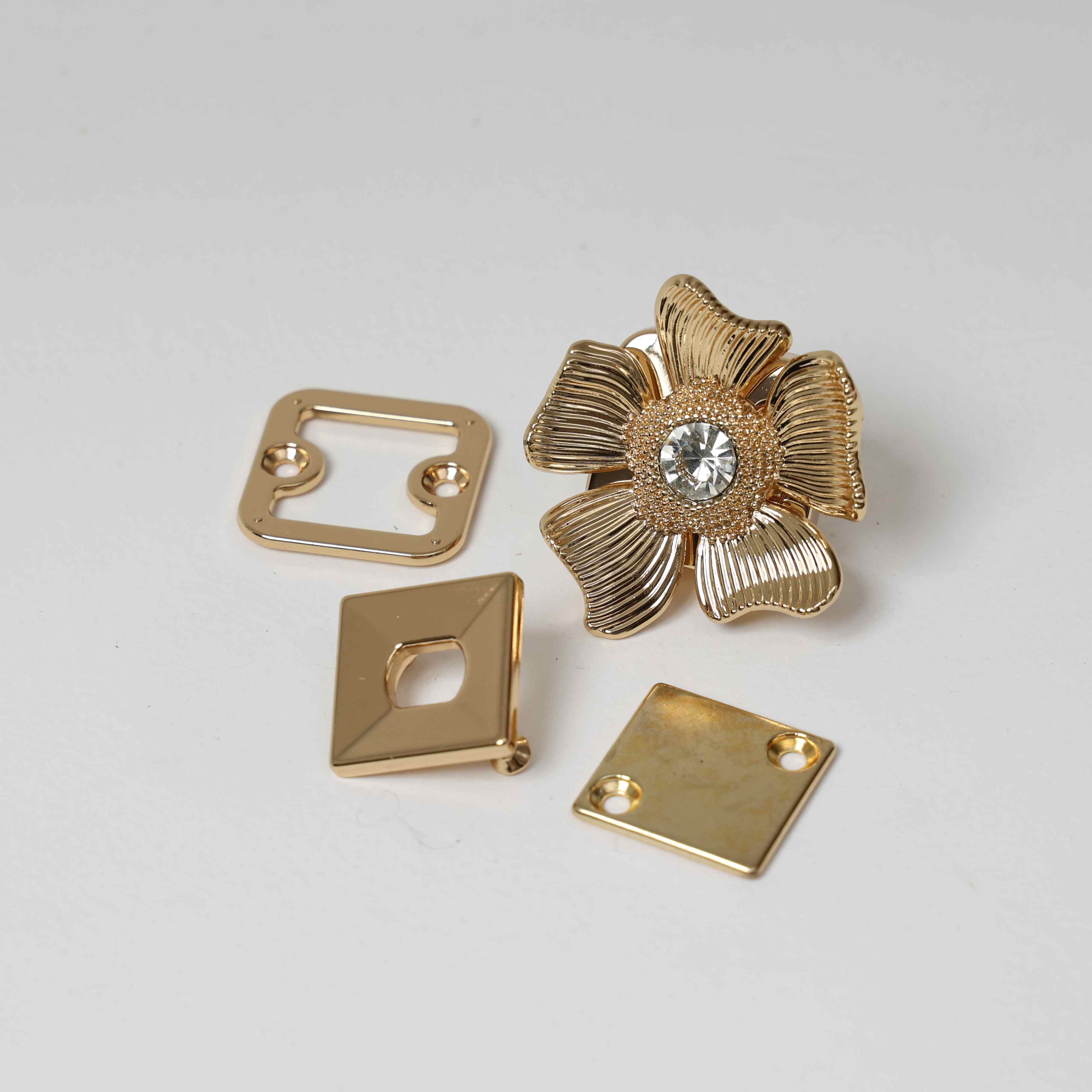 Fecho Flor Cor:Ouro